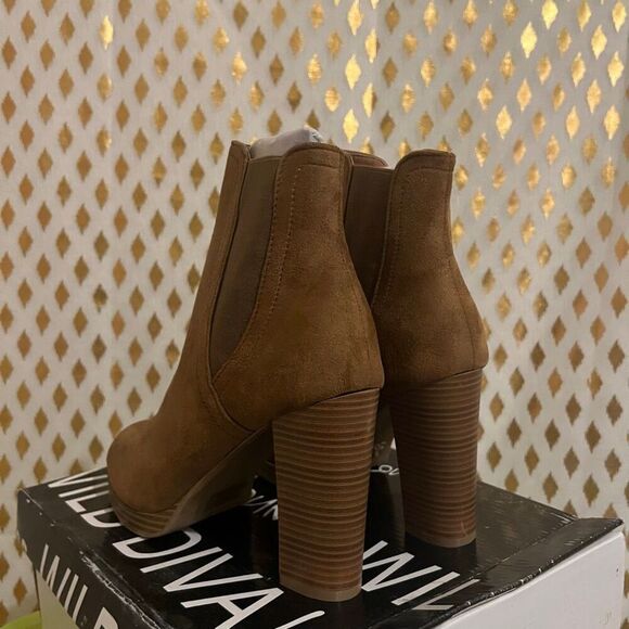 Platform heel boots camel size 8.5 - Picture 2 of 6